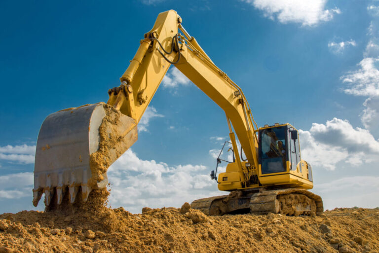 heavy equipment for sale, heavy equipment in the UAE